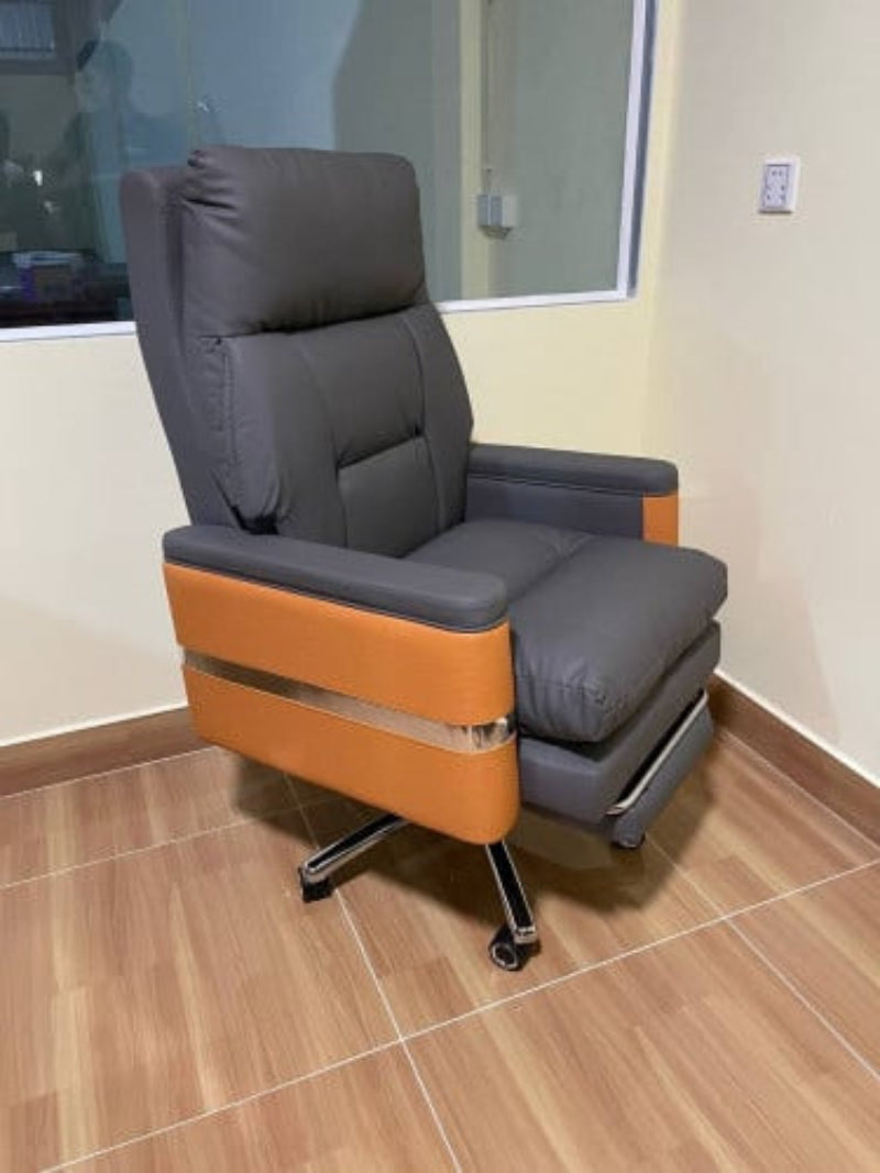 Luxury office chair